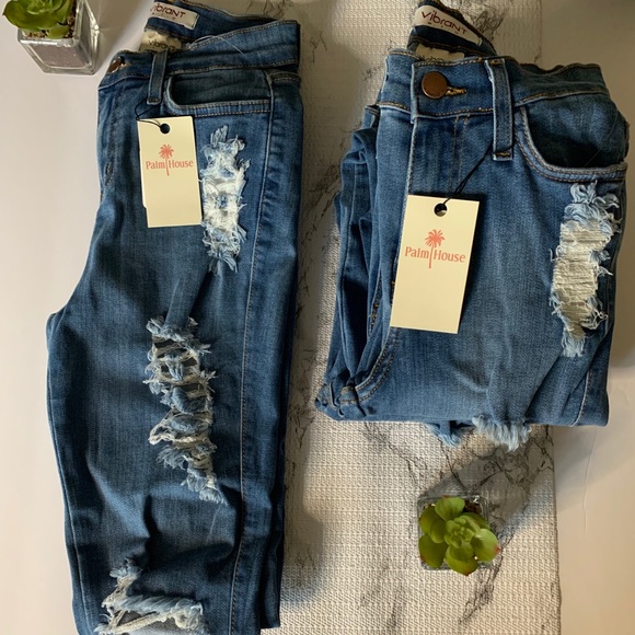 JEANS - Picture 2 of 4